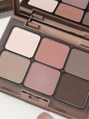 Target Neutral Pink & Brown Eyeshadow Palette - Matte Neutrals